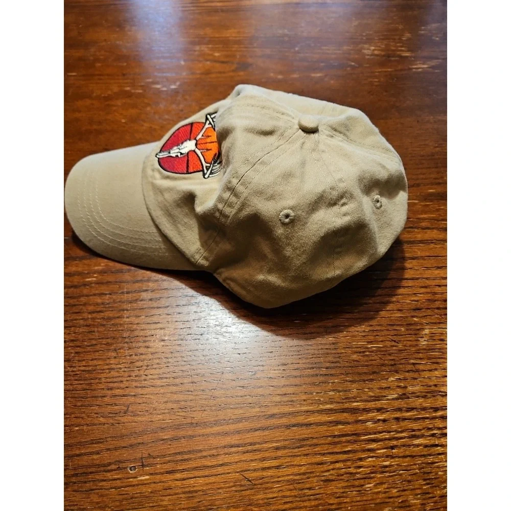 Deer Hunting hat Cap skull cross-hair‎ Tethers brand built-in sun glass holder